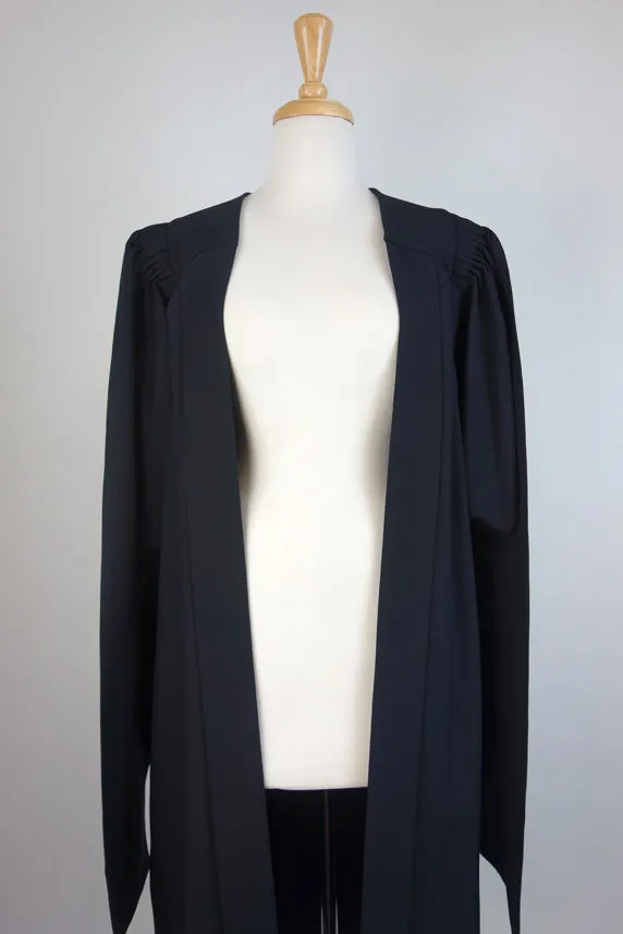 Master Graduation Gown in Superfine Wool