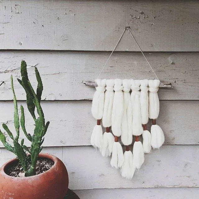 Natural White Wool Roving