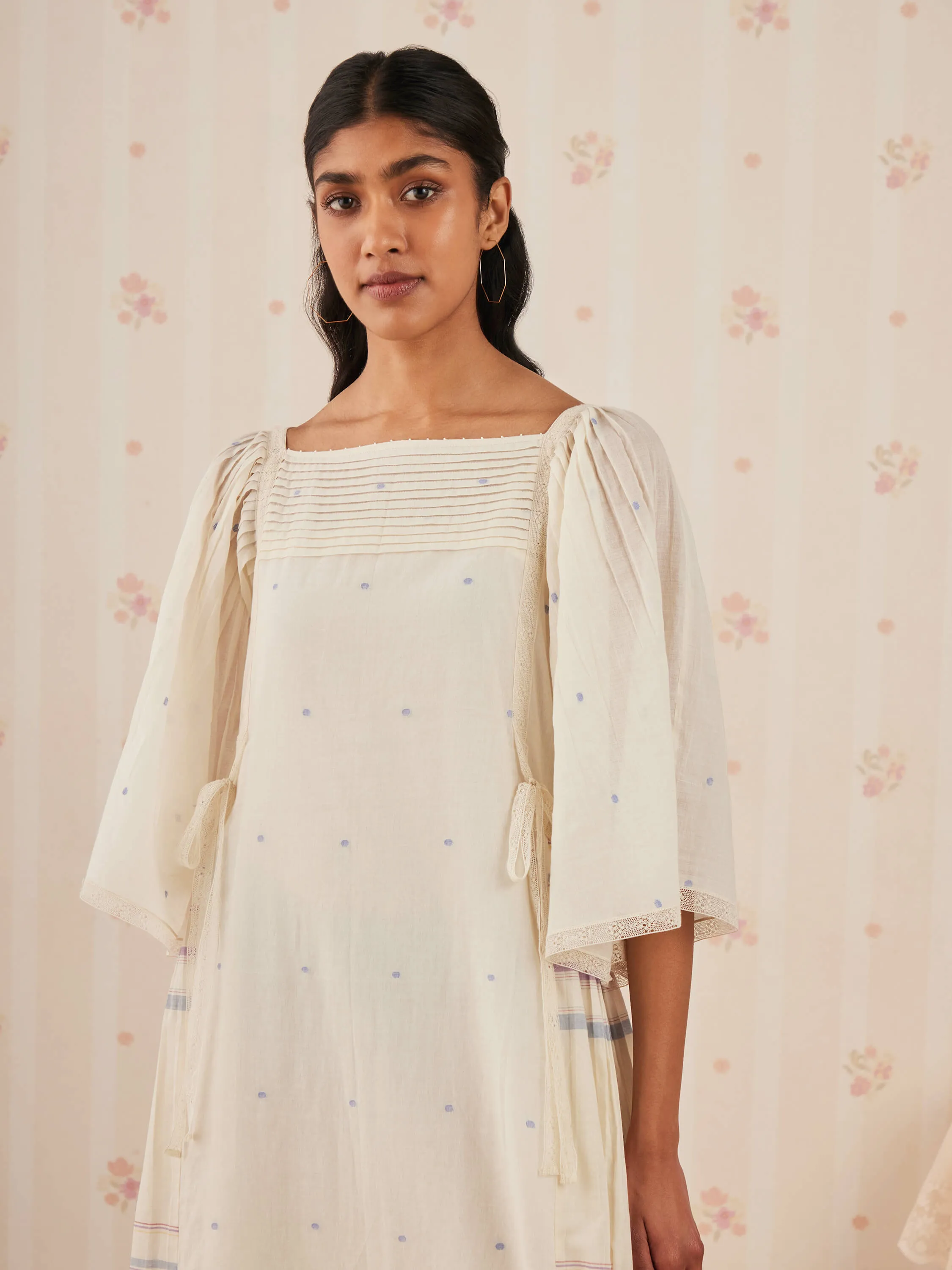 Turtledove Bow Dress
