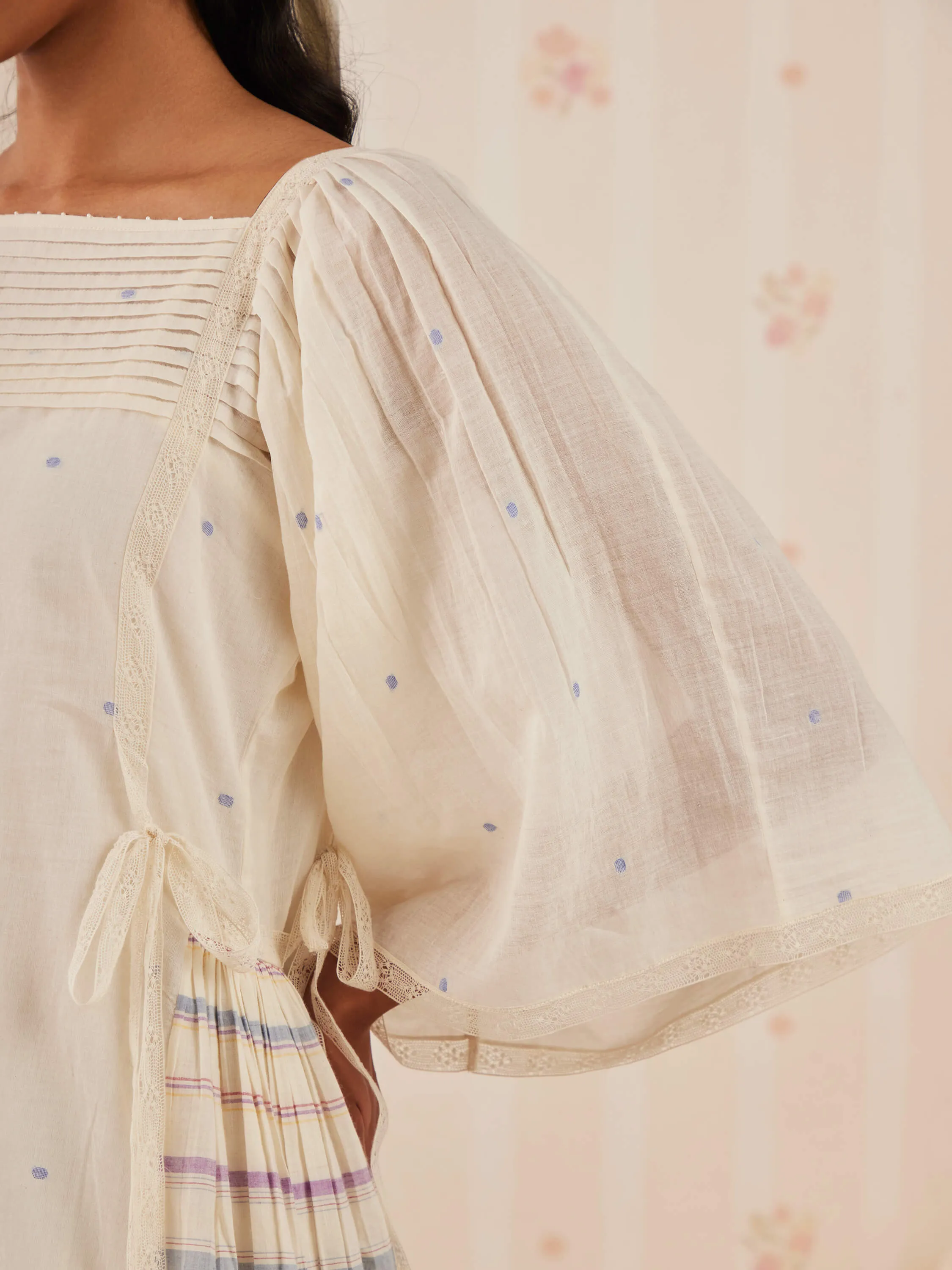 Turtledove Bow Dress