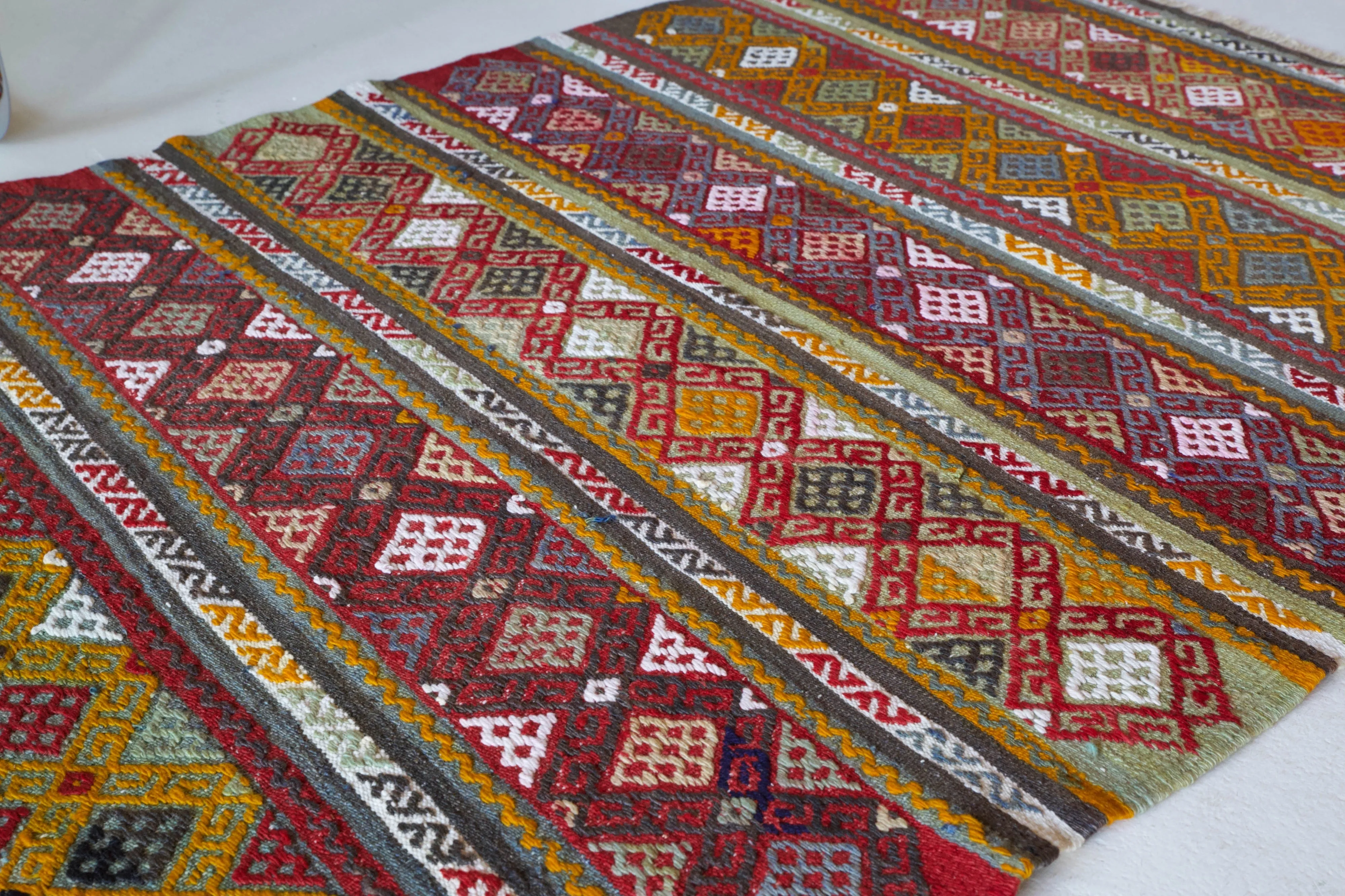 Vintage Mini Turkish Kilim Rug 3'3"x4'7"