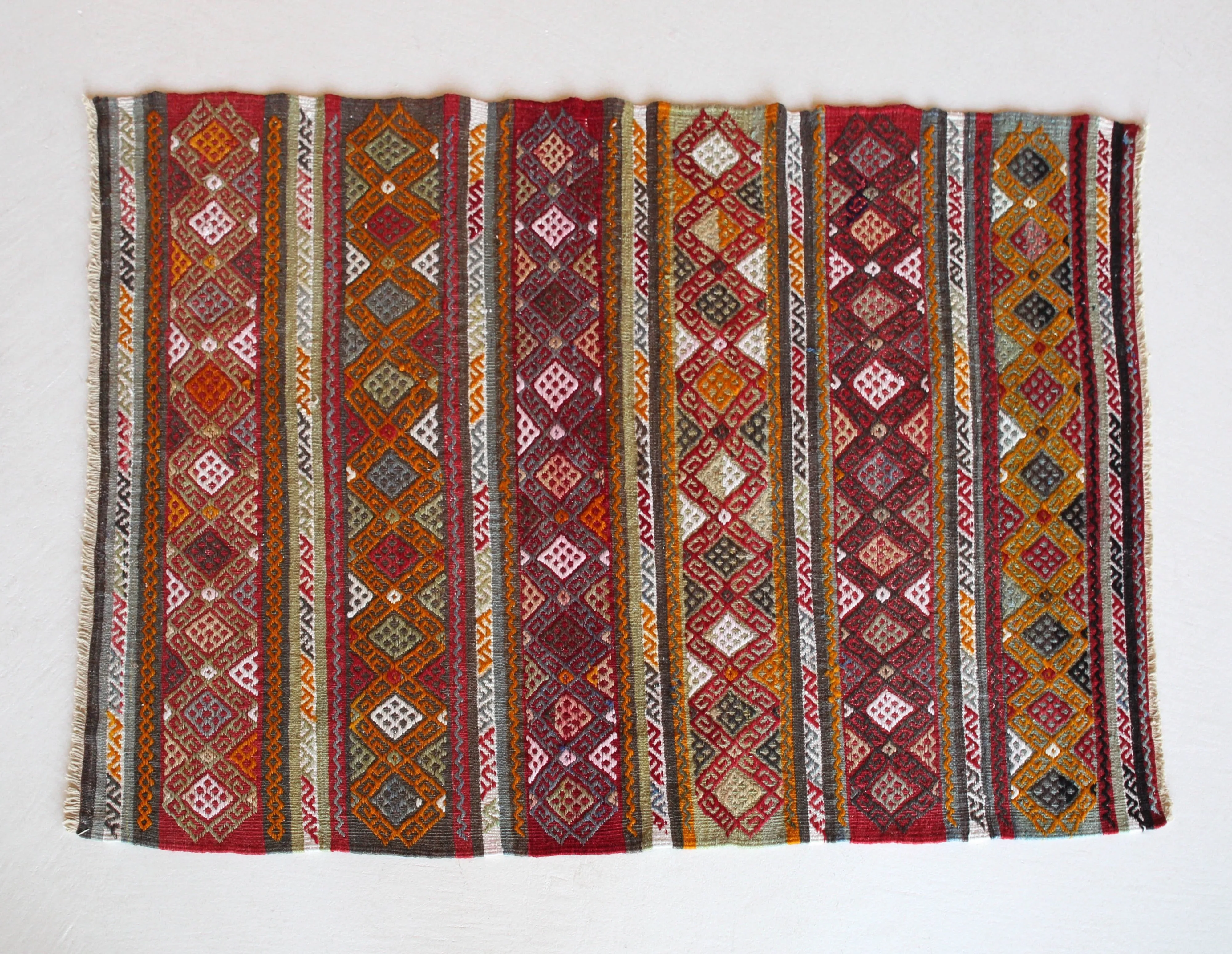 Vintage Mini Turkish Kilim Rug 3'3"x4'7"